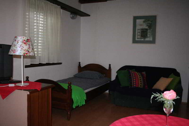 Dom Faletici - SJJ Extérieur photo